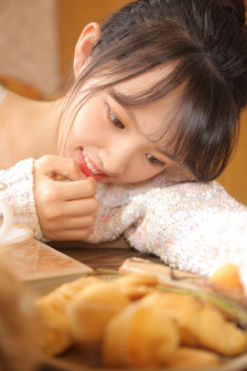 强奸女老师详情介绍